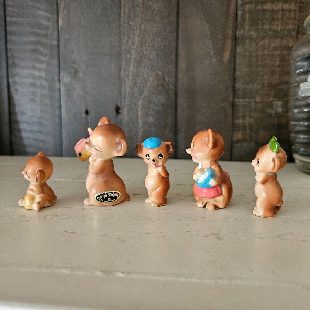 Josef Originals Bear Family Figurines Pappa With Fish Brown Hand Painted Japan - Picture 4 of 6